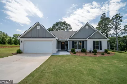 225 Highlands Dr, Winterville, GA 30683