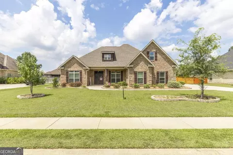 217 Woodlands Blvd, Kathleen, GA 31047