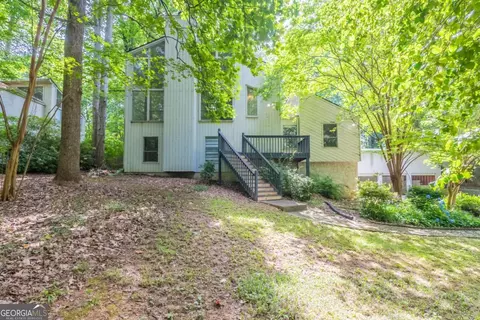 1282 Shiloh Trl E, Kennesaw, GA 30144