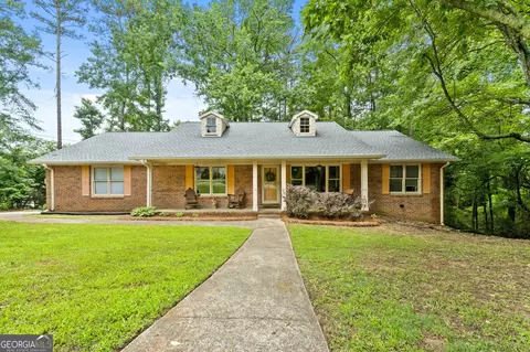 1290 Shadowlawn Dr NE, Conyers, GA 30012