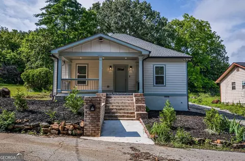 5445 Eva Mamie Ln, Stone Mountain, GA 30083
