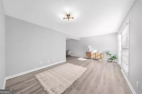 3091 Colonial Way #E4, Chamblee, GA 30341 photo 2
