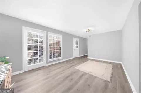 3091 Colonial Way #E4, Chamblee, GA 30341 photo 5