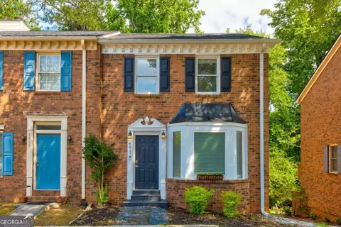 4417 Village Square Ln, Stone Mountain, GA 30083