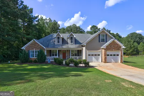 Exterior - 160 Aaron Ct, Forsyth, GA 31029 photo 2 of 10