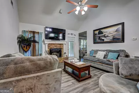 Living - 160 Aaron Ct, Forsyth, GA 31029 photo 2 of 2