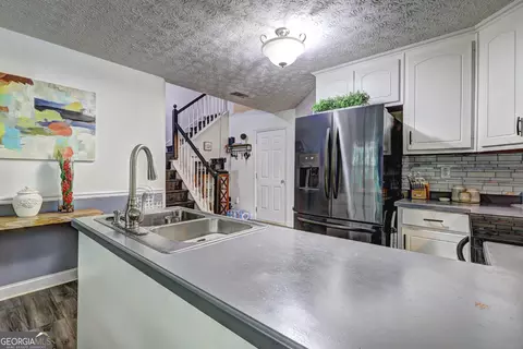Kitchen - 160 Aaron Ct, Forsyth, GA 31029 photo 3 of 3