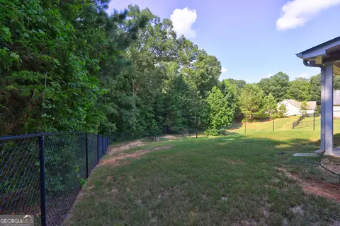 Exterior - 160 Aaron Ct, Forsyth, GA 31029 photo 4 of 10