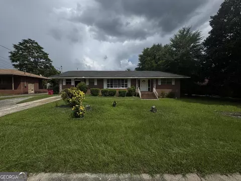 3109 Imperial Dr, Macon, GA 31211