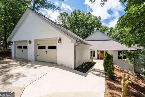 145 Mount Shasta Ln, Johns Creek, GA 30022