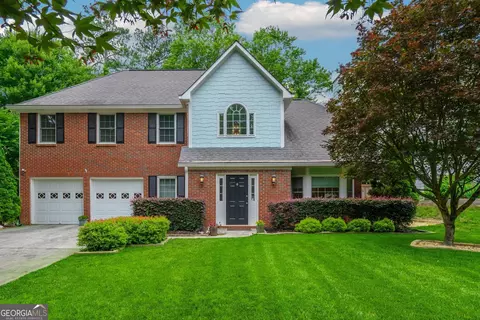 10980 Pinehigh Dr, Alpharetta, GA 30022