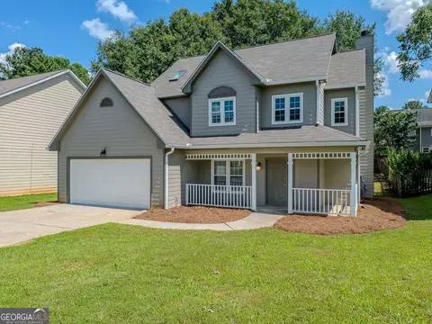 1904 Watercrest Cir, Lawrenceville, GA 30043