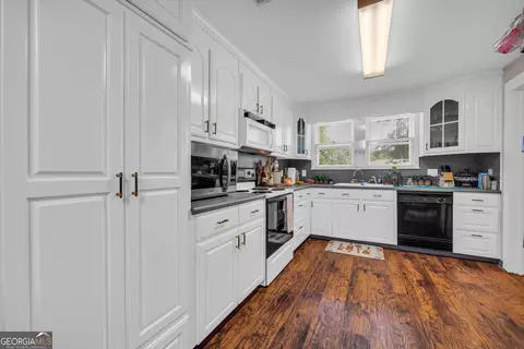 Kitchen - 116 Rickman St, Toccoa, GA 30577 photo 3 of 3