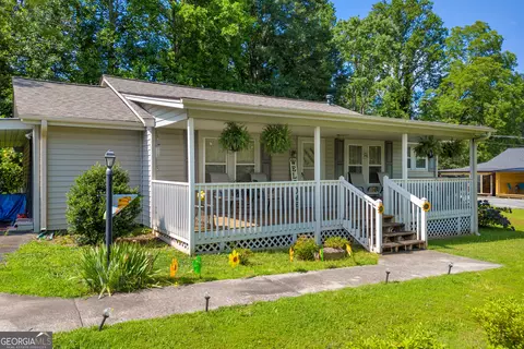 Exterior - 116 Rickman St, Toccoa, GA 30577 photo 3 of 8