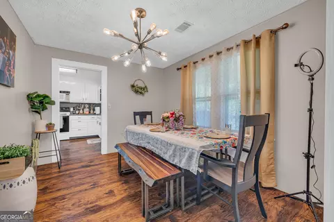 Dining - 116 Rickman St, Toccoa, GA 30577 photo 1 of 2