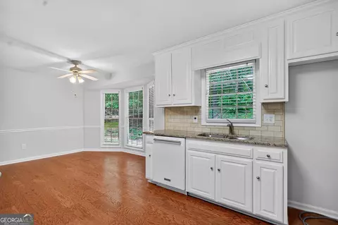 121 Colonial Ct, Lagrange, GA 30240 photo 10
