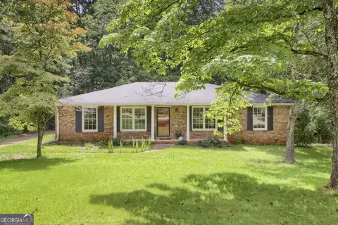 3180 S Elizabeth Dr, Douglasville, GA 30135