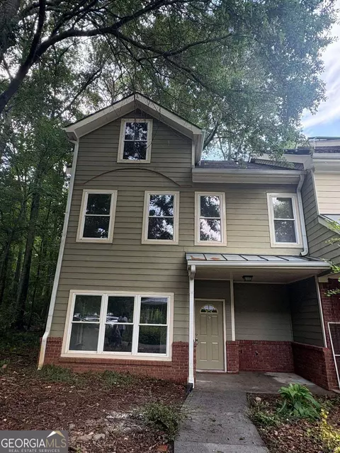 101 Dancing Fox Rd, Decatur, GA 30032
