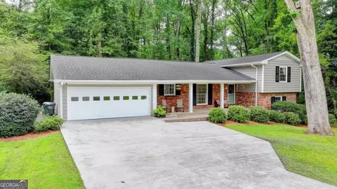 595 Glenforest Rd, Sandy Springs, GA 30328