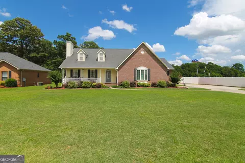 100 Scarlett Dr, Warner Robins, GA 31088