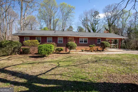 243 Charlie Batson Dr, Demorest, GA 30535