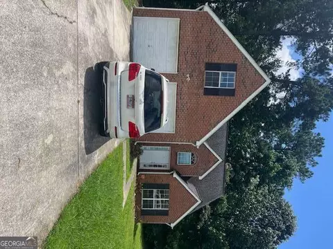 5697 Hidden Brook Cir, Atlanta, GA 30349