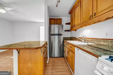 2585 Regency Dr E, Tucker, GA 30084 photo 36