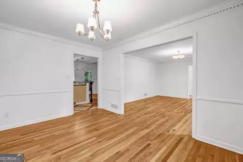 2585 Regency Dr E, Tucker, GA 30084 photo 24