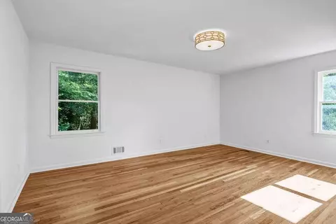 2585 Regency Dr E, Tucker, GA 30084 photo 14