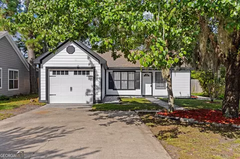 117 Spinnaker Cir, Kingsland, GA 31548