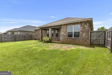 Exterior - 206 Barnyard Way, Perry, GA 31069 photo 4 of 10