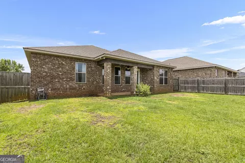 Exterior - 206 Barnyard Way, Perry, GA 31069 photo 2 of 10
