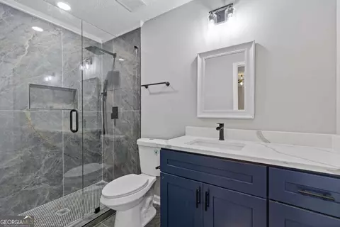 Bath - 4847 Royal Dr, Duluth, GA 30096 photo 1 of 3