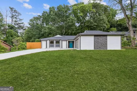 1272 Sherwood Dr, Norcross, GA 30093