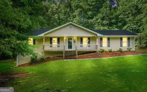 185 Downybrook Ln, Fayetteville, GA 30215