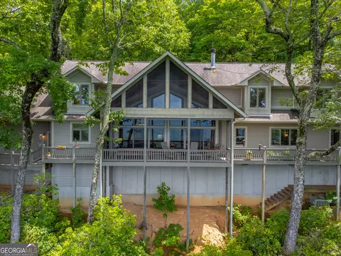 4 Dean Ln, Tiger, GA 30576