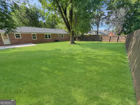 Exterior - 314 Pine St, Barnesville, GA 30204 photo 2 of 2