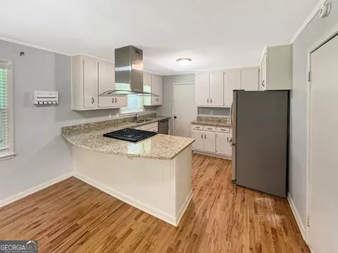 Kitchen - 314 Pine St, Barnesville, GA 30204 photo 1 of 4
