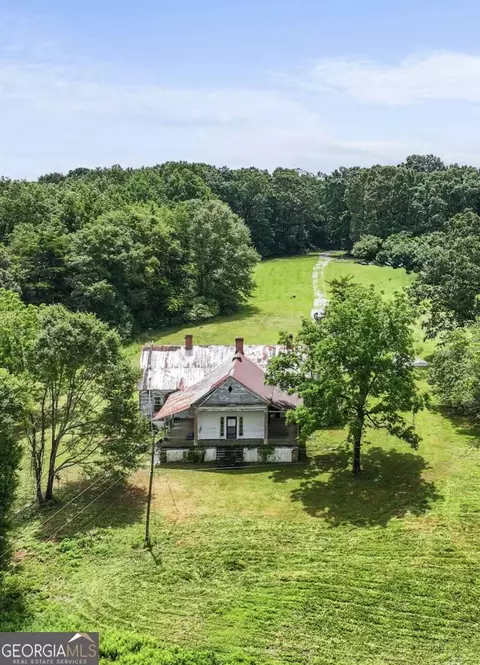 350 Caribou Ln, Clarkesville, GA 30523