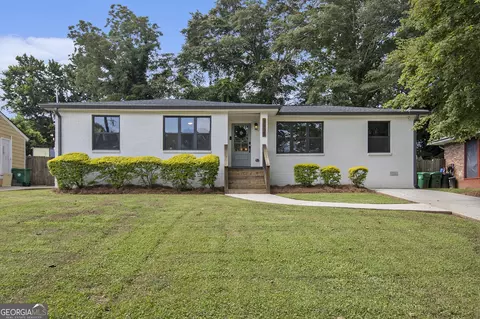3135 Bluebird Ln, Decatur, GA 30032