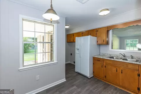 Kitchen - 84 Poplar St, Guyton, GA 31312 photo 4 of 4
