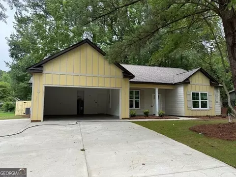 12 Buckthorn Dr, Newnan, GA 30265