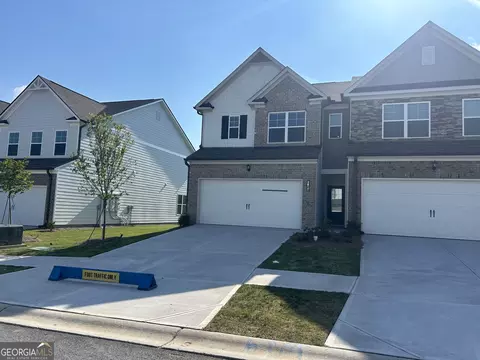 3817 Billabong Trl #104, Gainesville, GA 30506