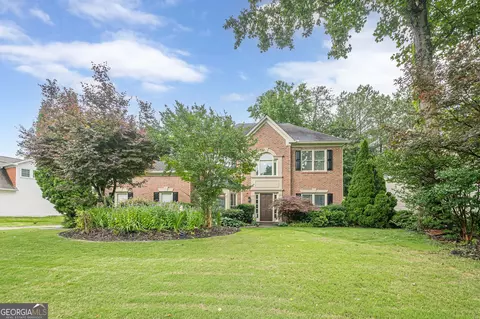 10865 Glenhurst Pass, Johns Creek, GA 30097