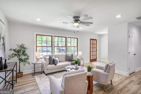 911 Oakland Dr SW, Atlanta, GA 30310