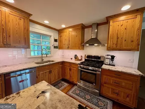 Kitchen - 360 Morgan Mill Rd, Brooks, GA 30205 photo 1 of 3
