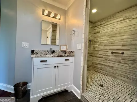 Bath - 360 Morgan Mill Rd, Brooks, GA 30205 photo 5 of 9