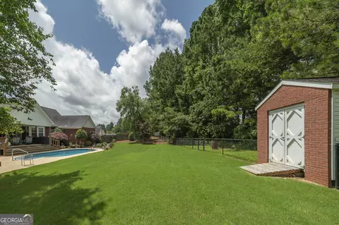 Exterior - 245 Edenwylde Ct, Hampton, GA 30228 photo 10 of 11