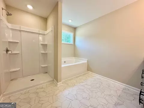 Bath - 202 Lakeside Dr #LOT 73, Lagrange, GA 30240 photo 1 of 2