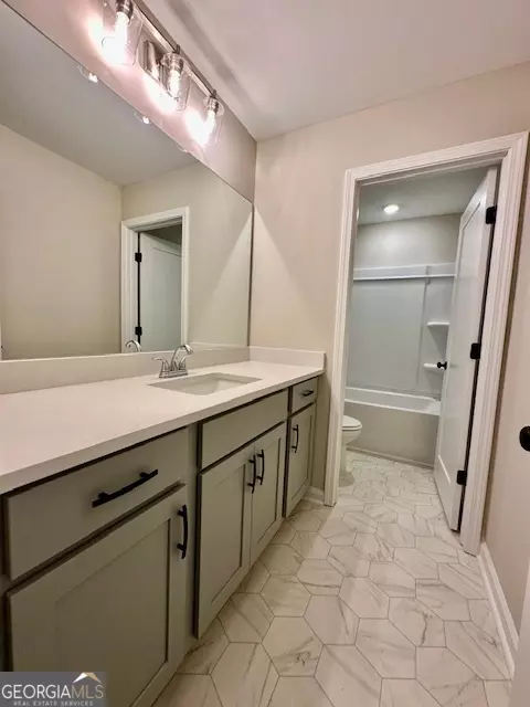 Bath - 202 Lakeside Dr #LOT 73, Lagrange, GA 30240 photo 2 of 2